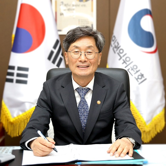 정일연 국민권익위원장